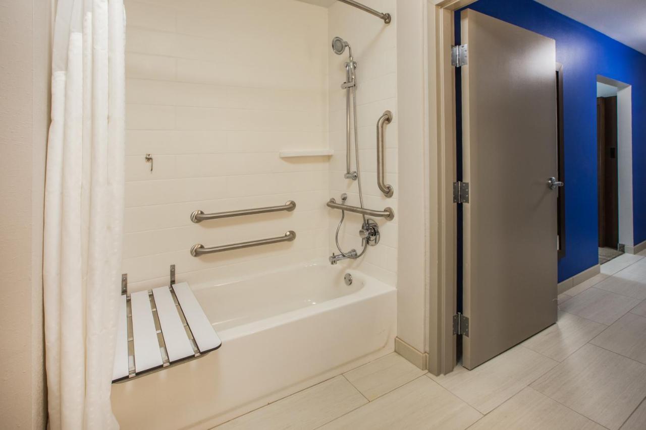 Holiday Inn Express - Oak Grove By Ihg Esterno foto