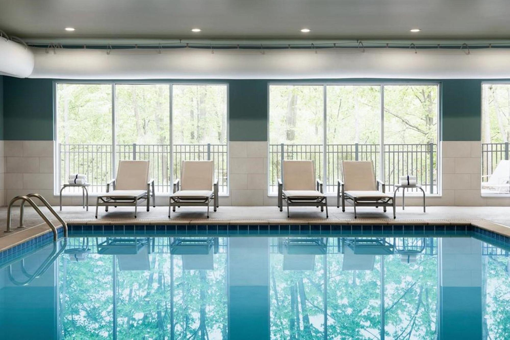 Holiday Inn Express - Oak Grove By Ihg Esterno foto