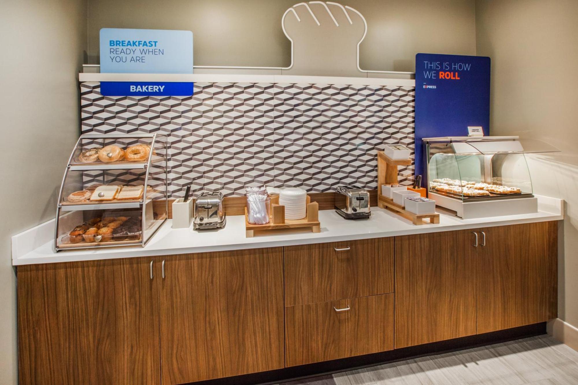 Holiday Inn Express - Oak Grove By Ihg Esterno foto
